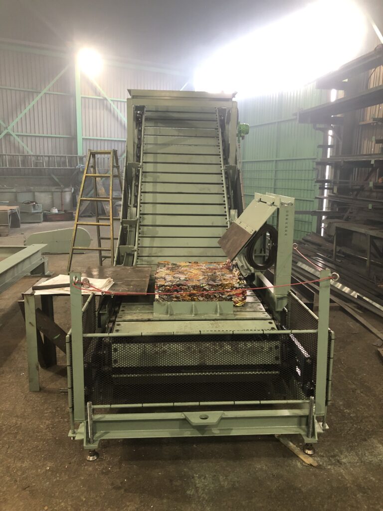 スラットコンベア