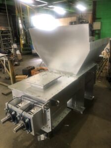 ２軸スクリューフィーダ―