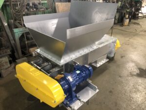 スクリューフィーダ―